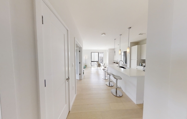 3 beds, 2 baths, 1,087 sqft, $6,000, Unit 329