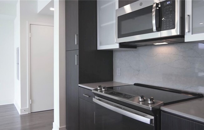 Studio, 1 bath, 628 sqft, $2,499, Unit 342
