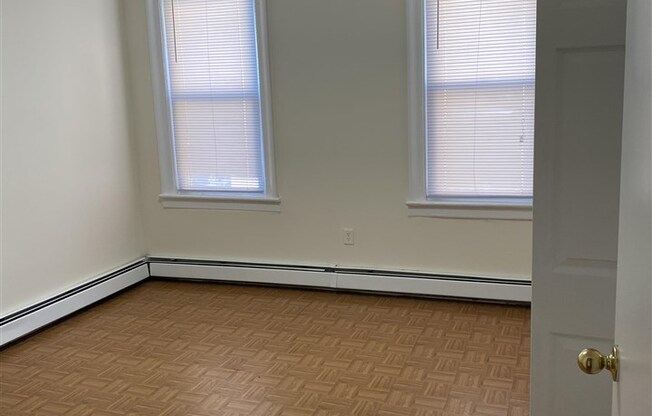 328 FULTON AVE