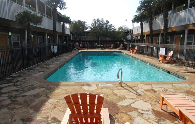 2 beds, 1 bath, $1,145, Unit # 233