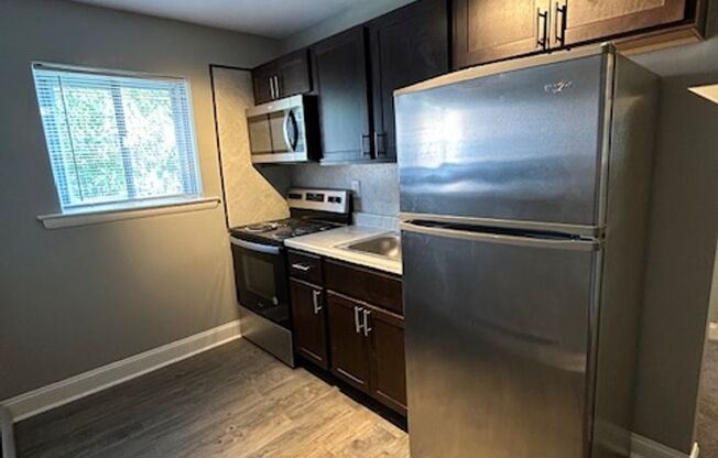 1 bed, 1 bath, 550 sqft, $1,295, Unit G07