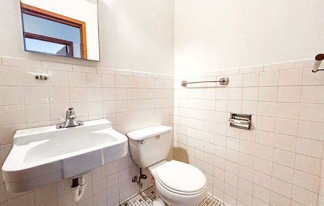 2 beds, 1.5 baths, 750 sqft, $1,285, Unit 305