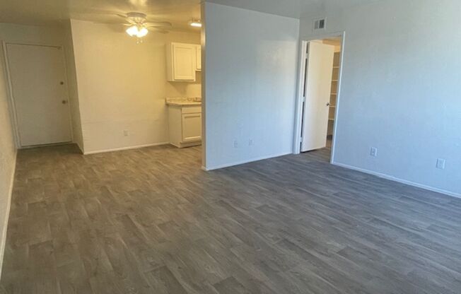 1 bed, 1 bath, 604 sqft, $900