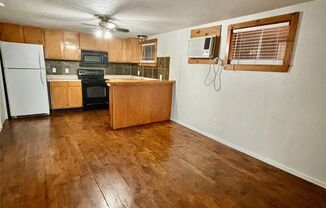 Lakeside Bungalows 1