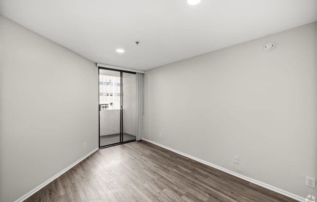 2 beds, 2 baths, 1,150 sqft, $2,998, Unit 201