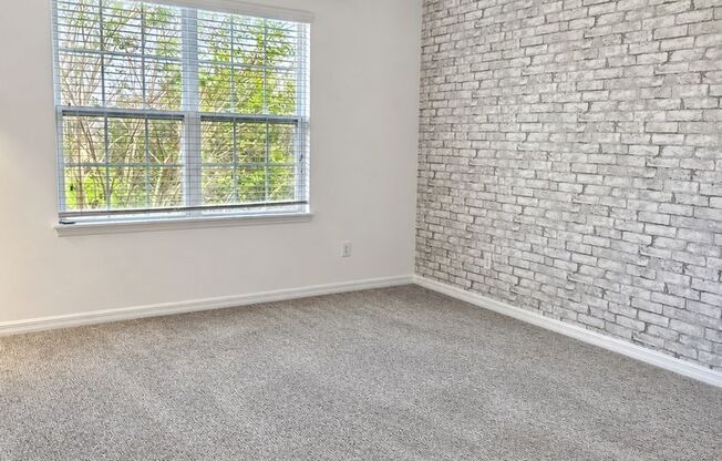 COMMUNITY POOLS – WINDERMERE – 3 BEDROOMS, 2.5 BATHROOMS – $2,800/MONTH