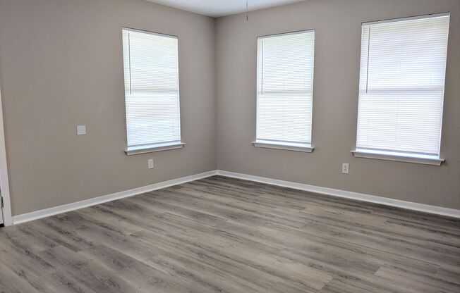 August 2026 Move In! Remodeled 3 Bed, 2 Bath Home Minutes From TAMU!