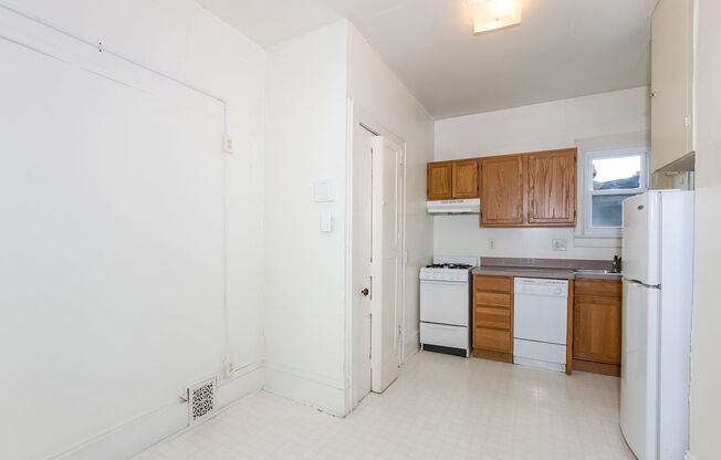 2 beds, 1 bath, 589 sqft, $2,369, Unit 1307-4