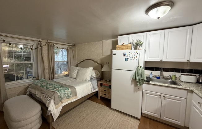 80 MYRTLE