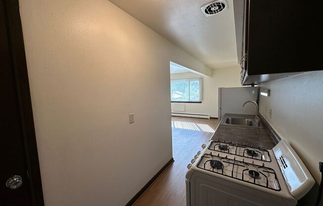 2910 Bolivar Apts