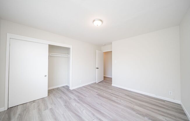 2 beds, 1 bath, $1,825, Unit 12