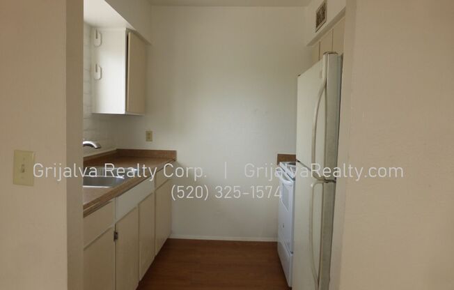 2 beds, 1 bath, 830 sqft, $795, Unit 1427