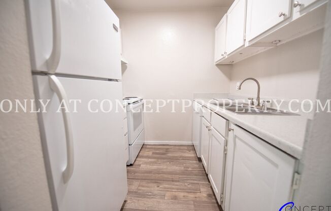 2 beds, 1 bath, 725 sqft, $1,199, Unit A9