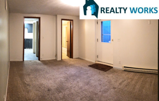 2 beds, 1 bath, 800 sqft, $750, Unit #1