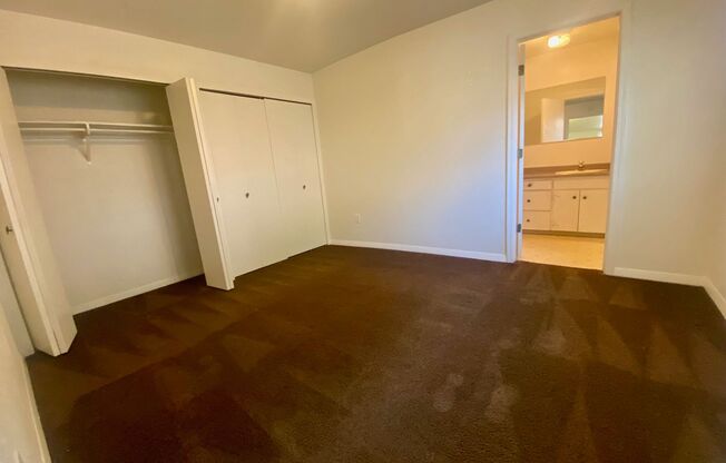 1 bed, 1 bath, 550 sqft, $1,200, Unit 1144 W 6th St #2