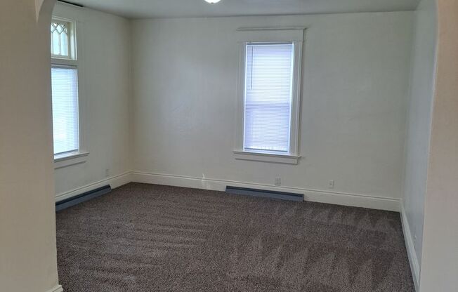 4 Bedroom near Lakeside Park