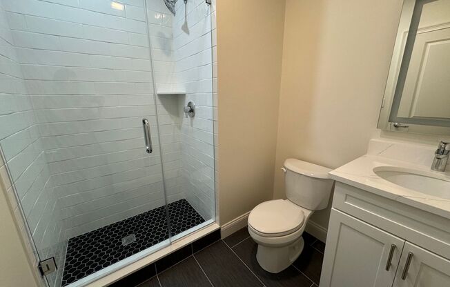 Studio, 1 bath, 300 sqft, $1,700, Unit 406