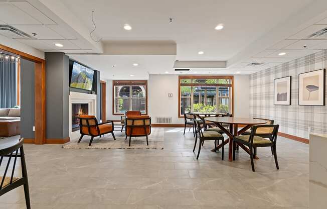Dominium-808 Berry-Community Room