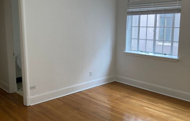 Studio, 1 bath, 485 sqft, $1,249, Unit 506