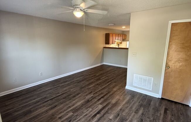 2 bd 1.5 bath Townhouse