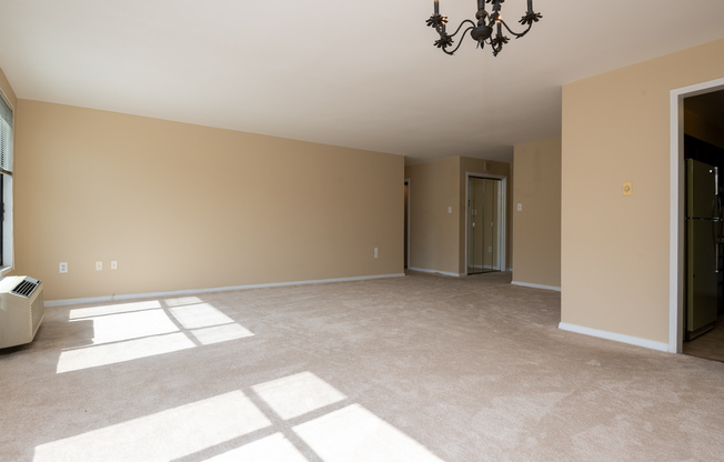 2501 Calvert St. NW #511