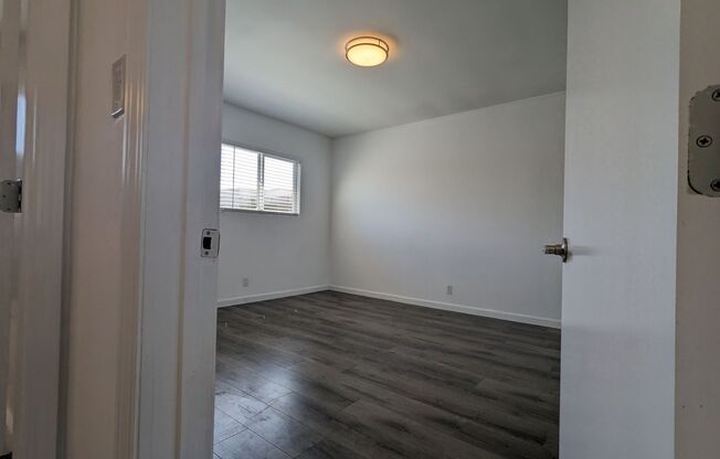2 beds, 1 bath, 959 sqft, $3,000, Unit 2036 1/2