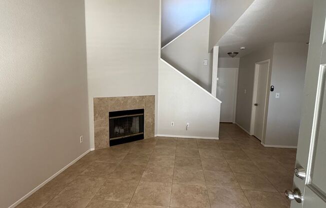 2 beds, 2 baths, 900 sqft, $1,675, Unit 817-48