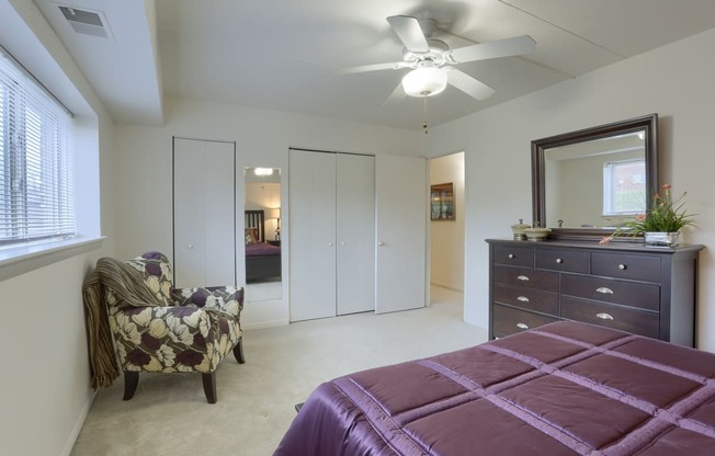 Apartments in Harrisburg | Twin Lakes Apartments | a bedroom with a bed and a dresser