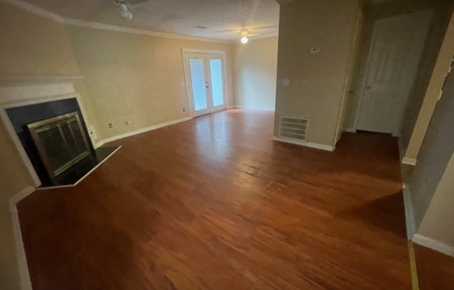 6590 MDW RUE DR