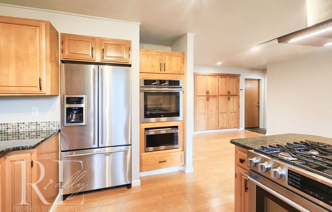 Modern Elegance Meets Tranquil Lakeside Living On Osprey Circle