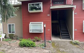 Ideal 2 Bedroom 2 Bathroom Lower Level Unit - Backs to Beautiful Greenspace!