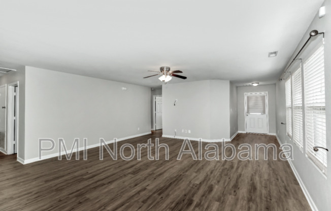325 KENNETH BLVD NW