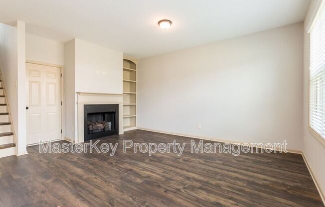 64 GRIFFITH PL