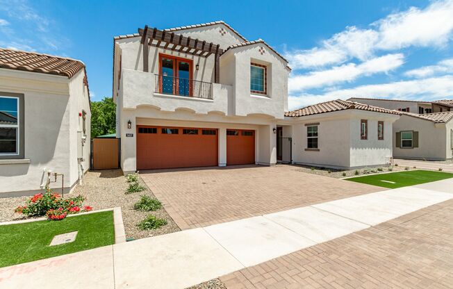 Gilbert Large 5 Bed 4.5 Bath Home with