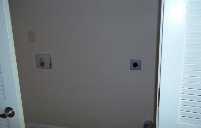 2 beds, 2 baths, 1,109 sqft, $1,150, Unit Destiny Wheelous