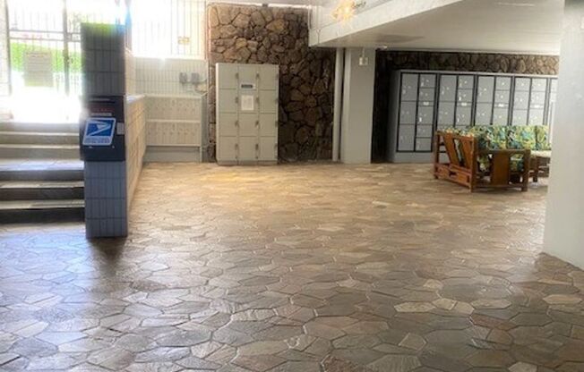 Studio, 1 bath, $1,900