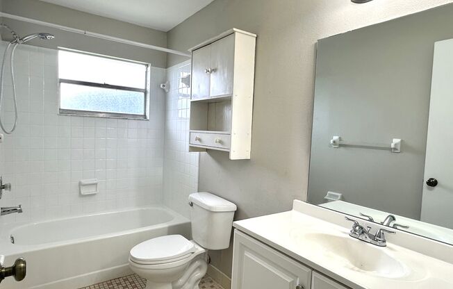 1 bed, 1 bath, 710 sqft, $1,295, Unit 102