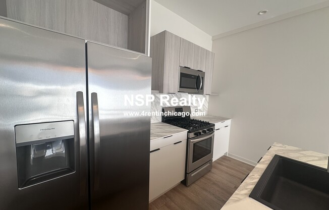 3207 NARRAGANSETT