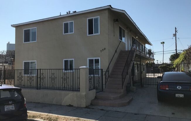 730 ROSE AVE