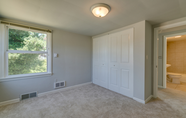 2 beds, 1 bath, $2,750