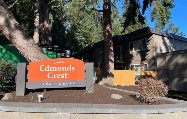 Edmonds Crest Apartments