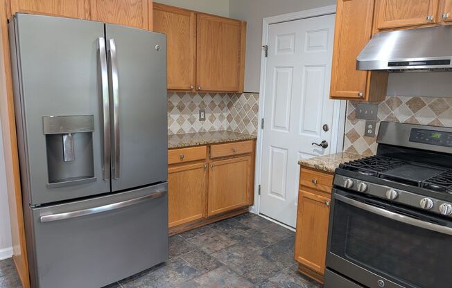 Move-in ready, 2 Story Home Located in the Wildwood Meadows subdivision!
