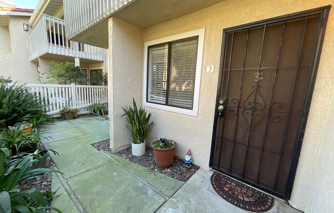 Pier Pointe: Lower 1 Bedroom 1 Bath Condo