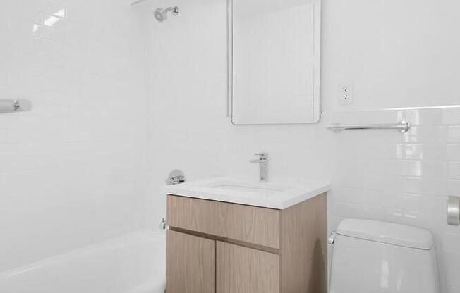 2 beds, 2 baths, $12,800, Unit PH22B