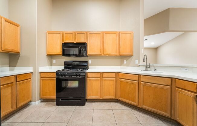 3 beds, 2 baths, $2,000