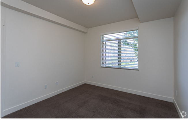 2 beds, 2 baths, 1,004 sqft, $1,550, Unit 339