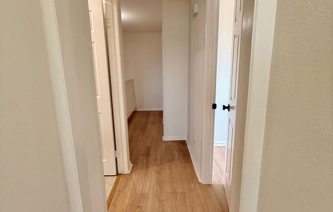1027 Coronado Terrace