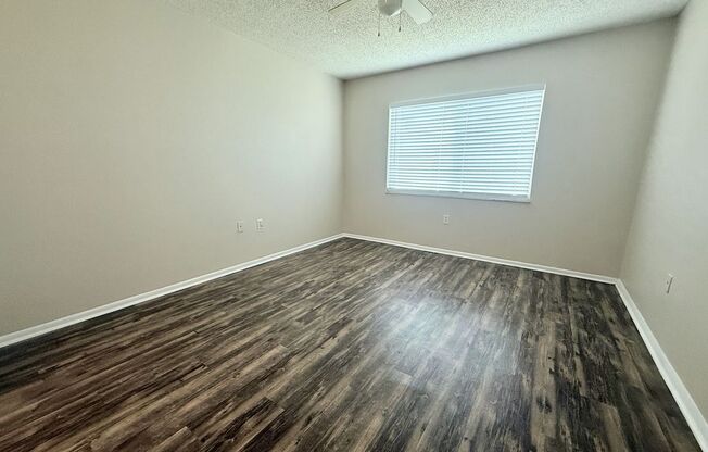 2 beds, 1 bath, $1,550, Unit unit 1604