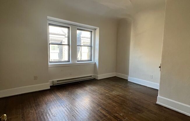 1 bed, 1 bath, 428 sqft, $1,095, Unit 3315-3R
