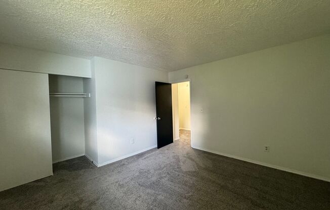 2 beds, 1.5 baths, 780 sqft, $1,475, Unit 09